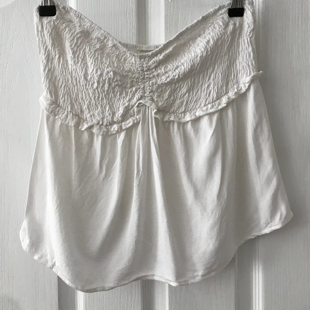 White Ruffle Crop - Picture 5 of 5